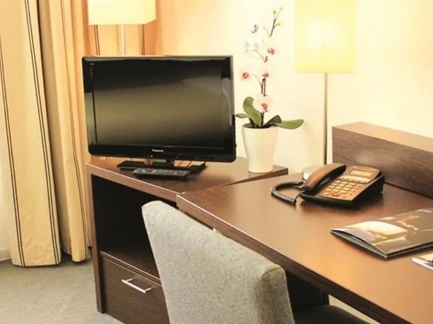 ***  Hotel Luetzow Berlin Germany